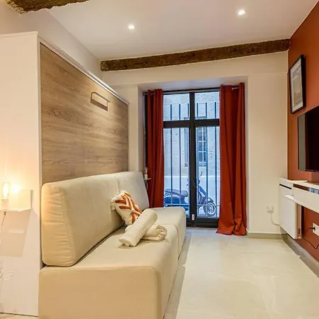 Neuf N•2 - Centre *